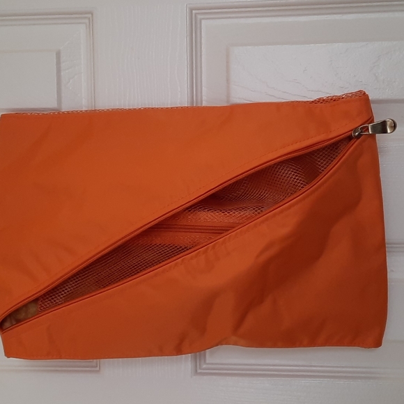 BAG. - Picture 4 of 4